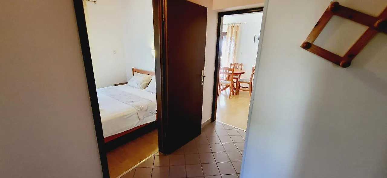 Apartments Italo By El-Pi Tours Njivice