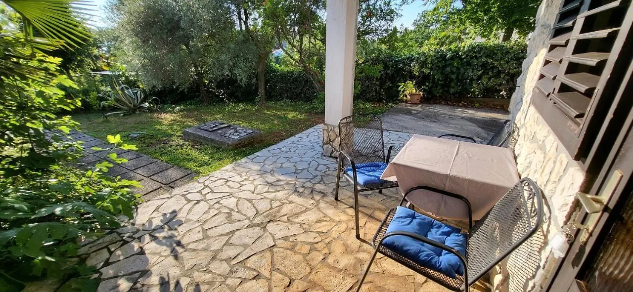 Apartments Italo By El-Pi Tours Njivice