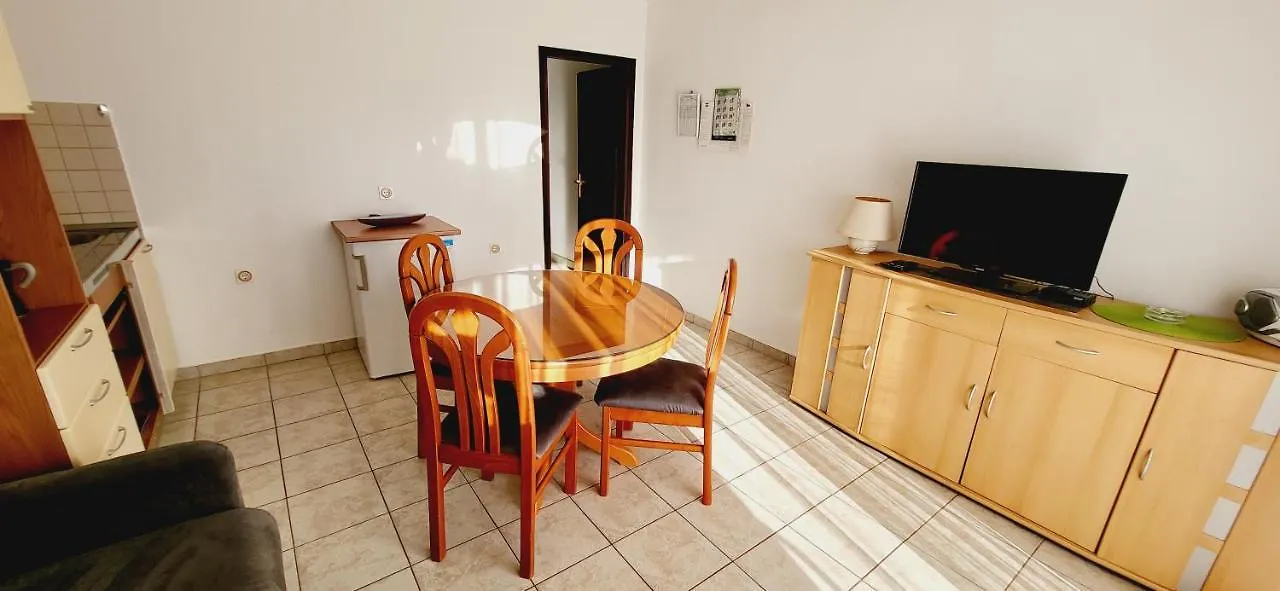 Apartments Italo By El-Pi Tours Njivice